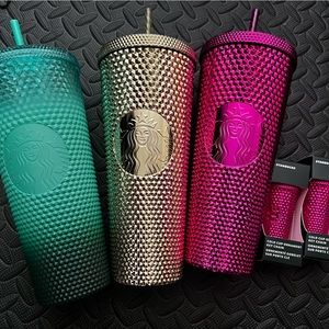 starbucks cups. this is for 1 cup. must tell me which you’d like.
